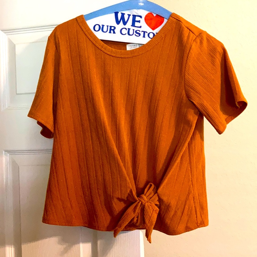 Juniors blouse never worn